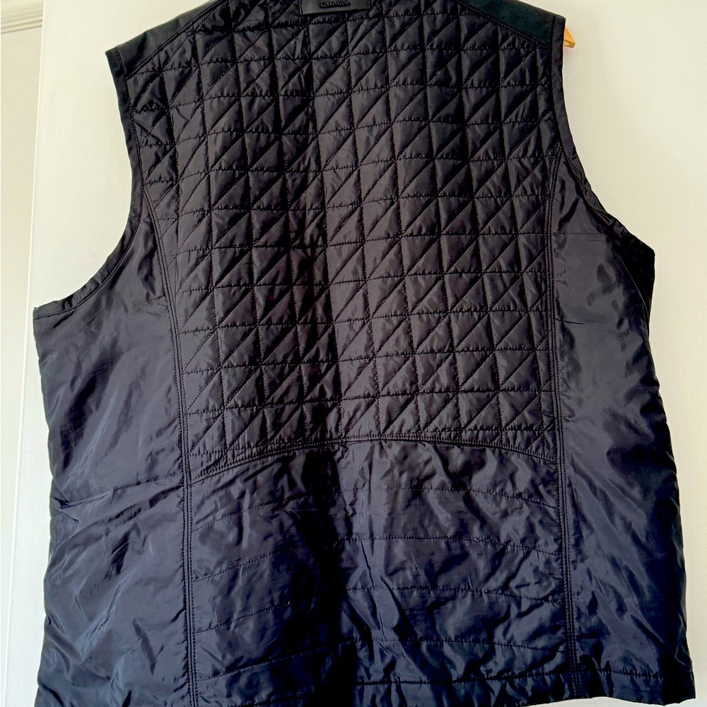Black Mens vest